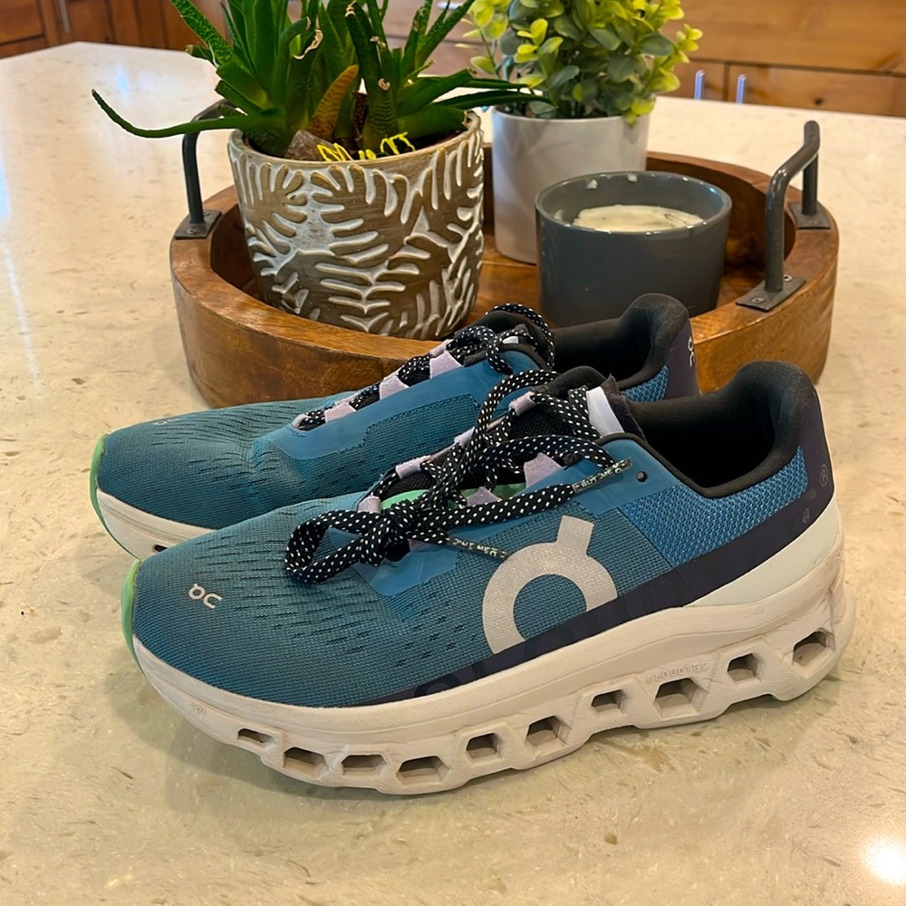 On Running Cloud Monster